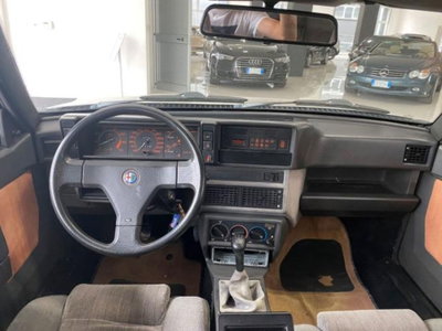 Alfa Romeo 75 2.0i Twin Spark (13)