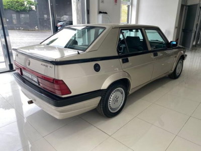 Alfa Romeo 75 2.0i Twin Spark (4)