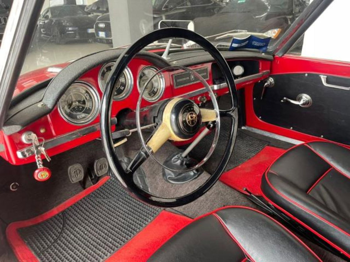 Alfa Romeo Giulietta 1.3 (12)
