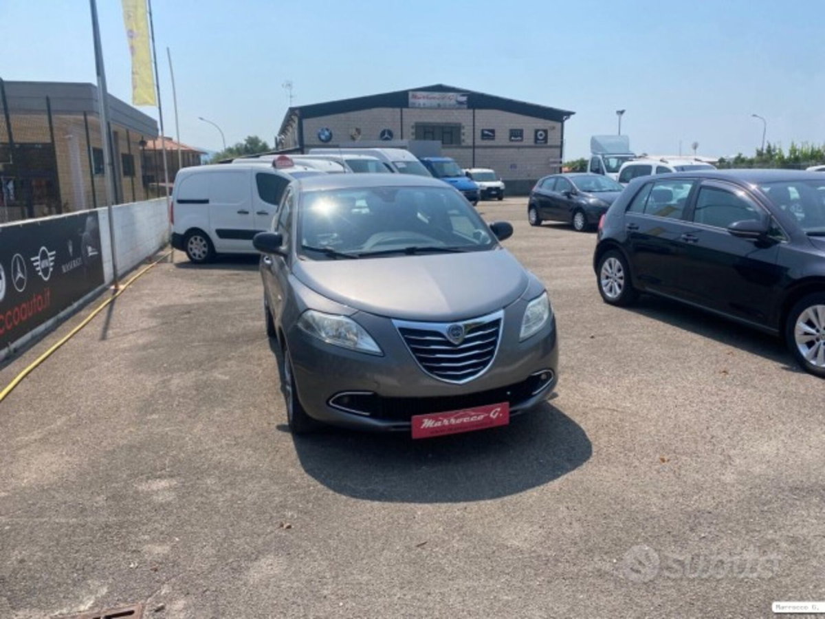 Lancia Ypsilon 1.4 Diva Ecochic GPL