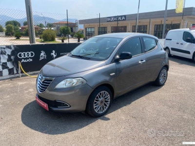 Lancia Ypsilon 1.4 Diva Ecochic GPL (4)