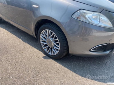 Lancia Ypsilon 1.4 Diva Ecochic GPL (7)