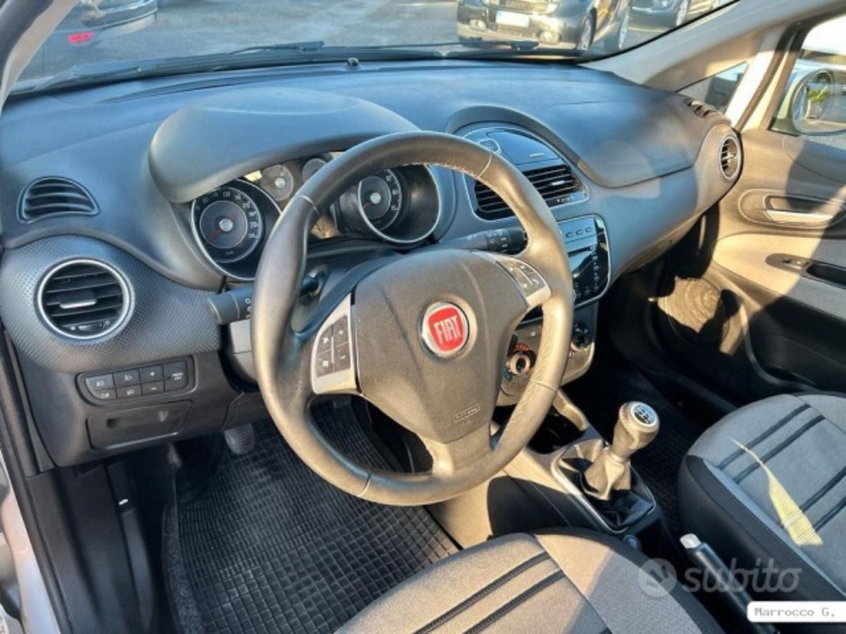 Fiat Punto Evo 1.3 Mjt 75 CV 5 porte Dynamic (14)
