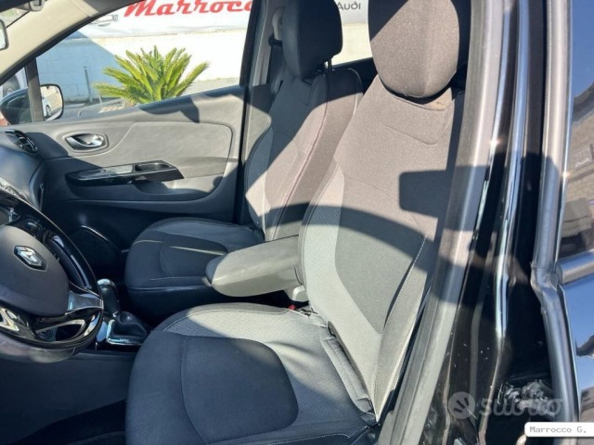 Renault Captur 1.5 dCi 8V 90 CV EDC Energy R-Link (17)