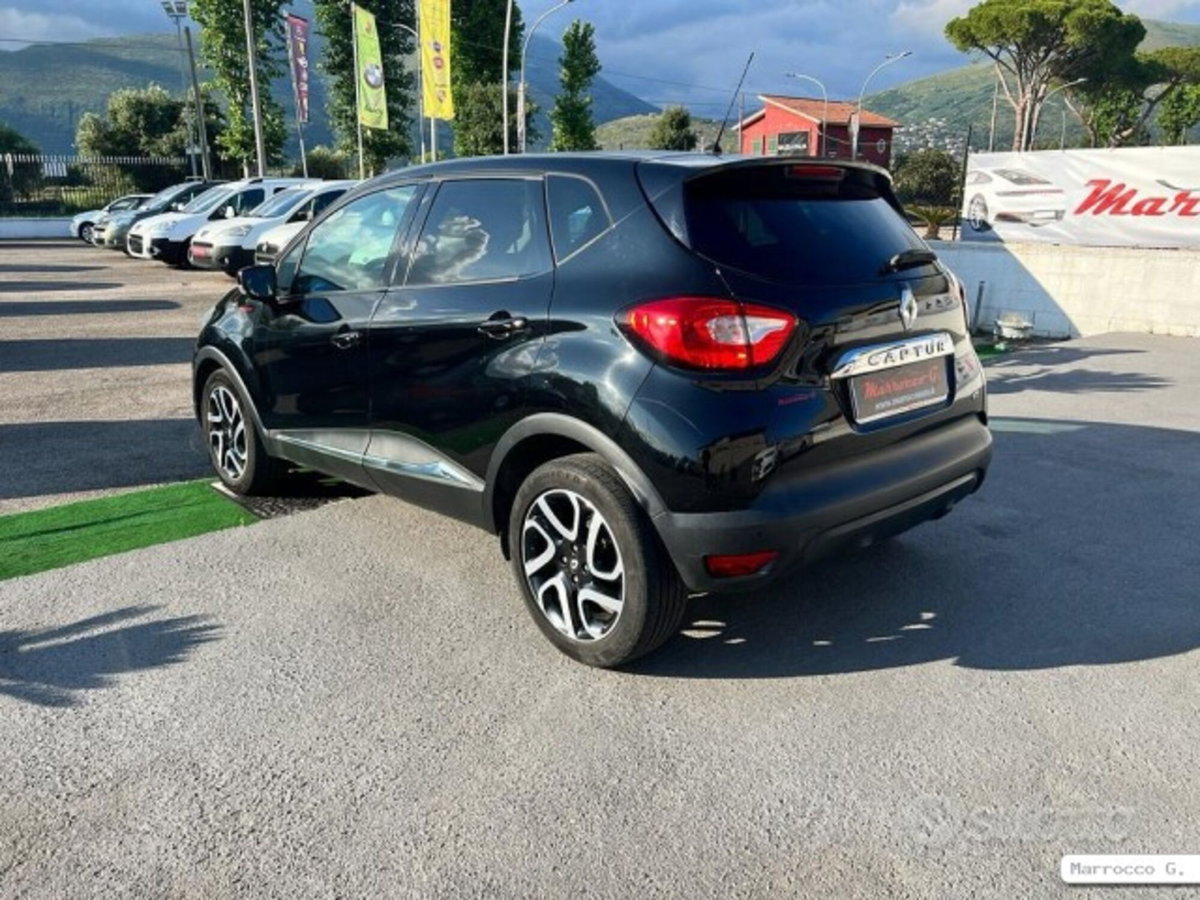 Renault Captur 1.5 dCi 8V 90 CV EDC Energy R-Link (7)