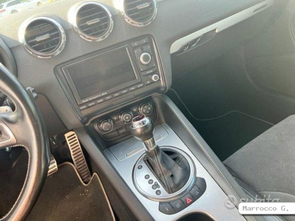 Audi TT Coupé 1.8 TFSI (10)
