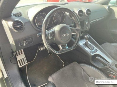 Audi TT Coupé 1.8 TFSI (12)