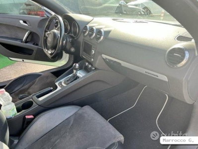 Audi TT Coupé 1.8 TFSI (15)