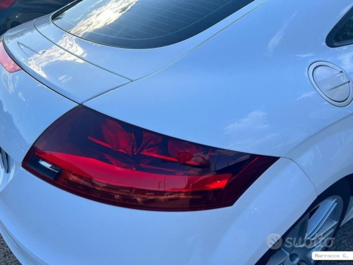 Audi TT Coupé 1.8 TFSI (19)