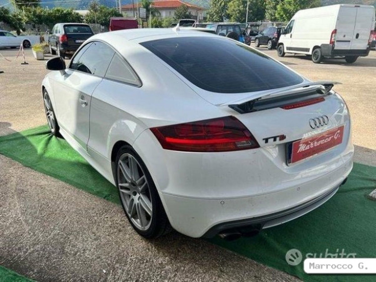 Audi TT Coupé 1.8 TFSI (3)