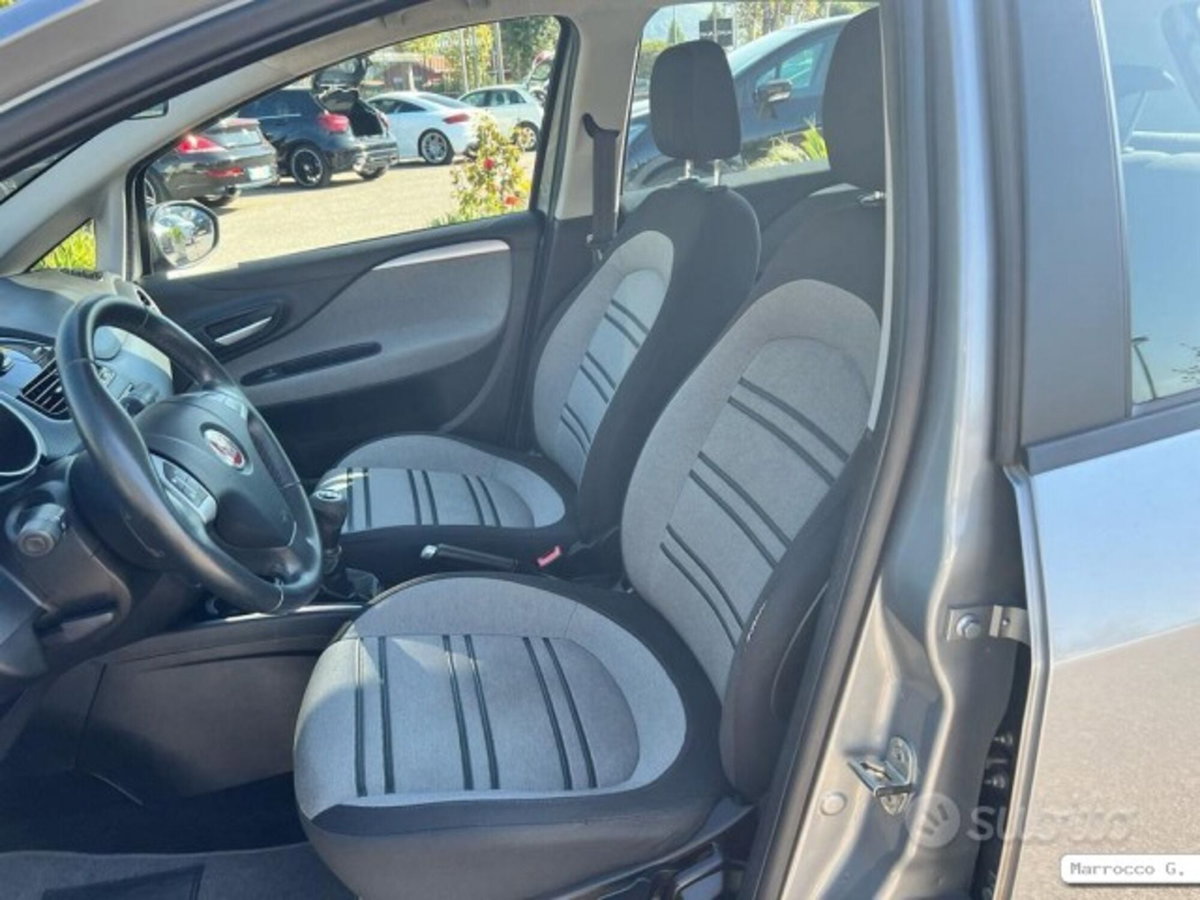 Fiat Punto Evo 1.3 Mjt 75 CV 5 porte Dynamic (10)