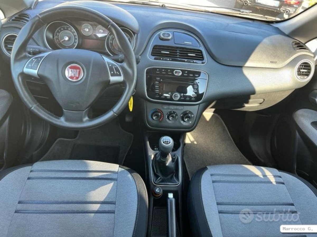 Fiat Punto Evo 1.3 Mjt 75 CV 5 porte Dynamic (12)