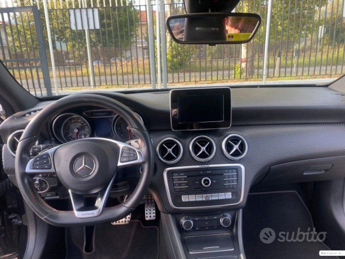 Mercedes-Benz Classe A 200 d Automatic Premium (18)