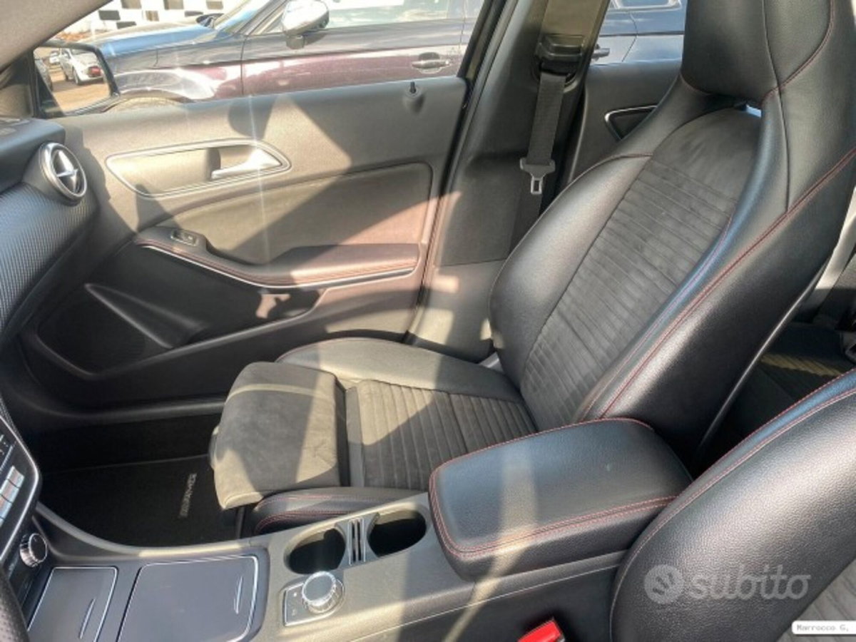 Mercedes-Benz Classe A 200 d Automatic Premium (20)
