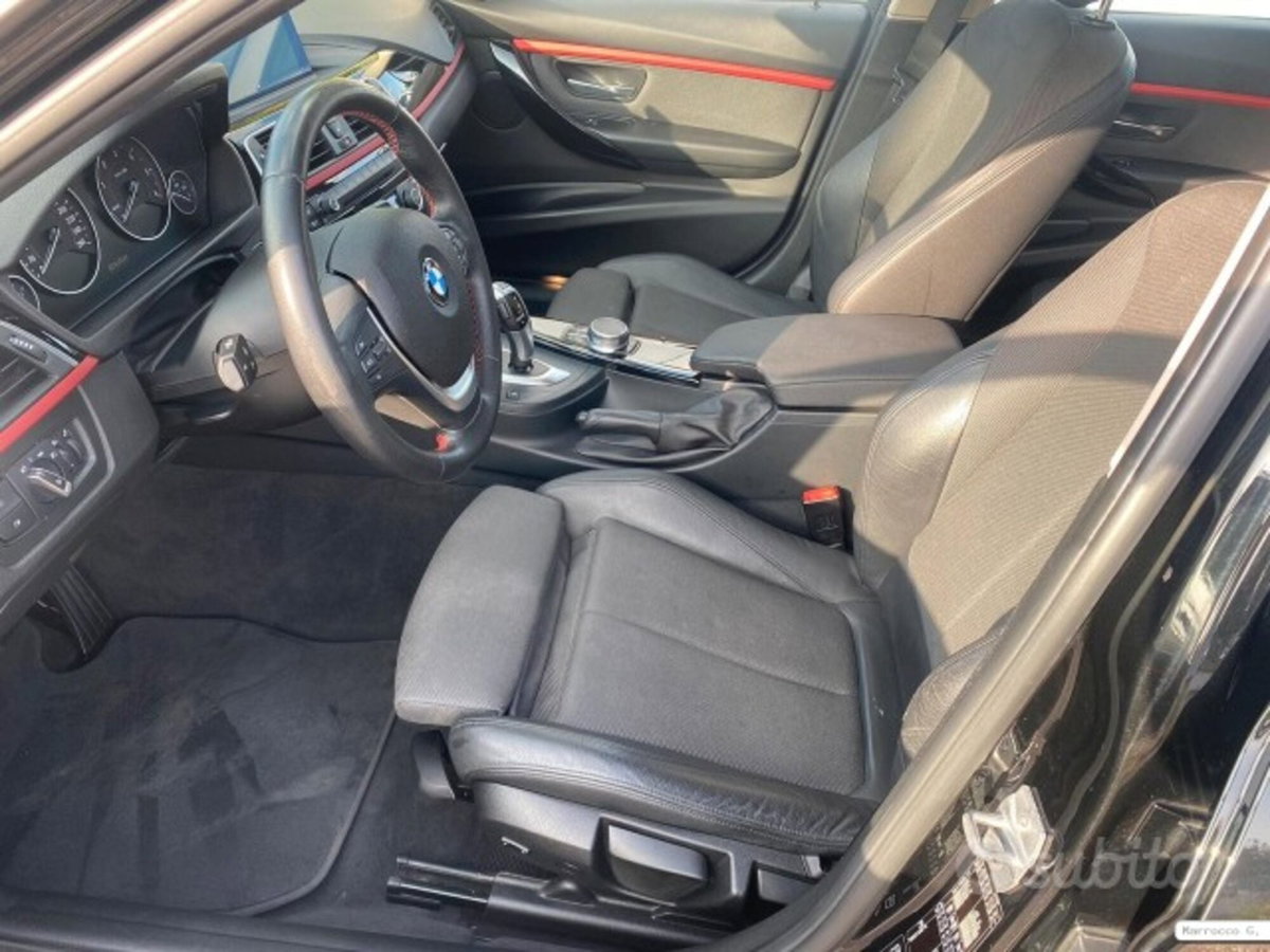 BMW Serie 3 Touring 320d xDrive  Sport (14)