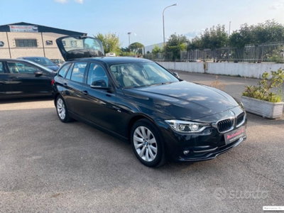 BMW Serie 3 Touring 320d xDrive  Sport (2)