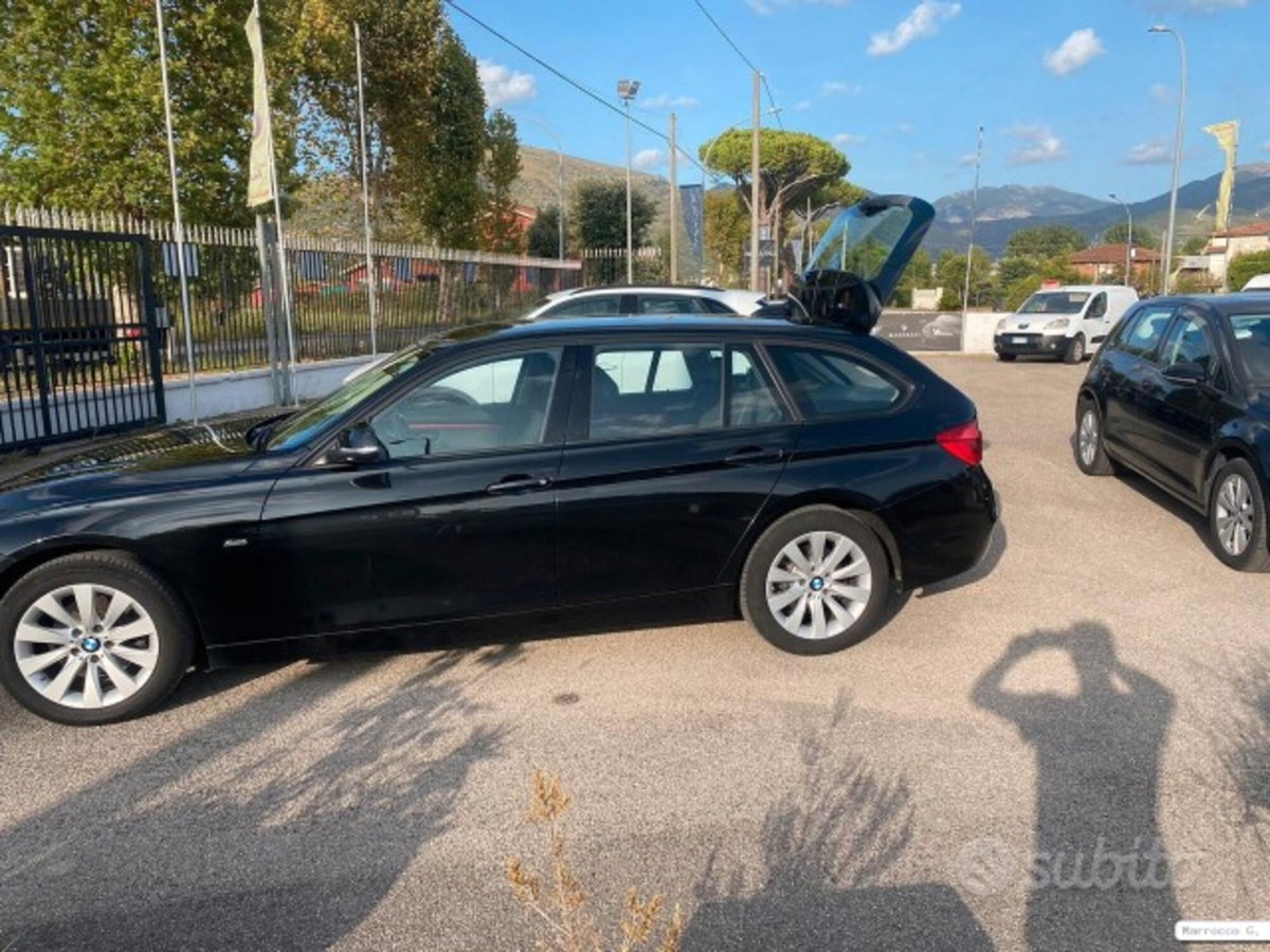 BMW Serie 3 Touring 320d xDrive  Sport (5)