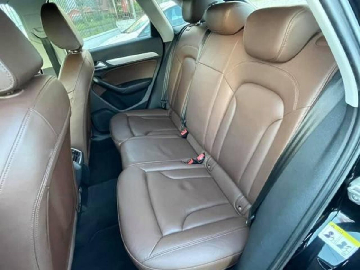 Audi Q3 2.0 TDI 177 CV quattro S tronic Business (11)