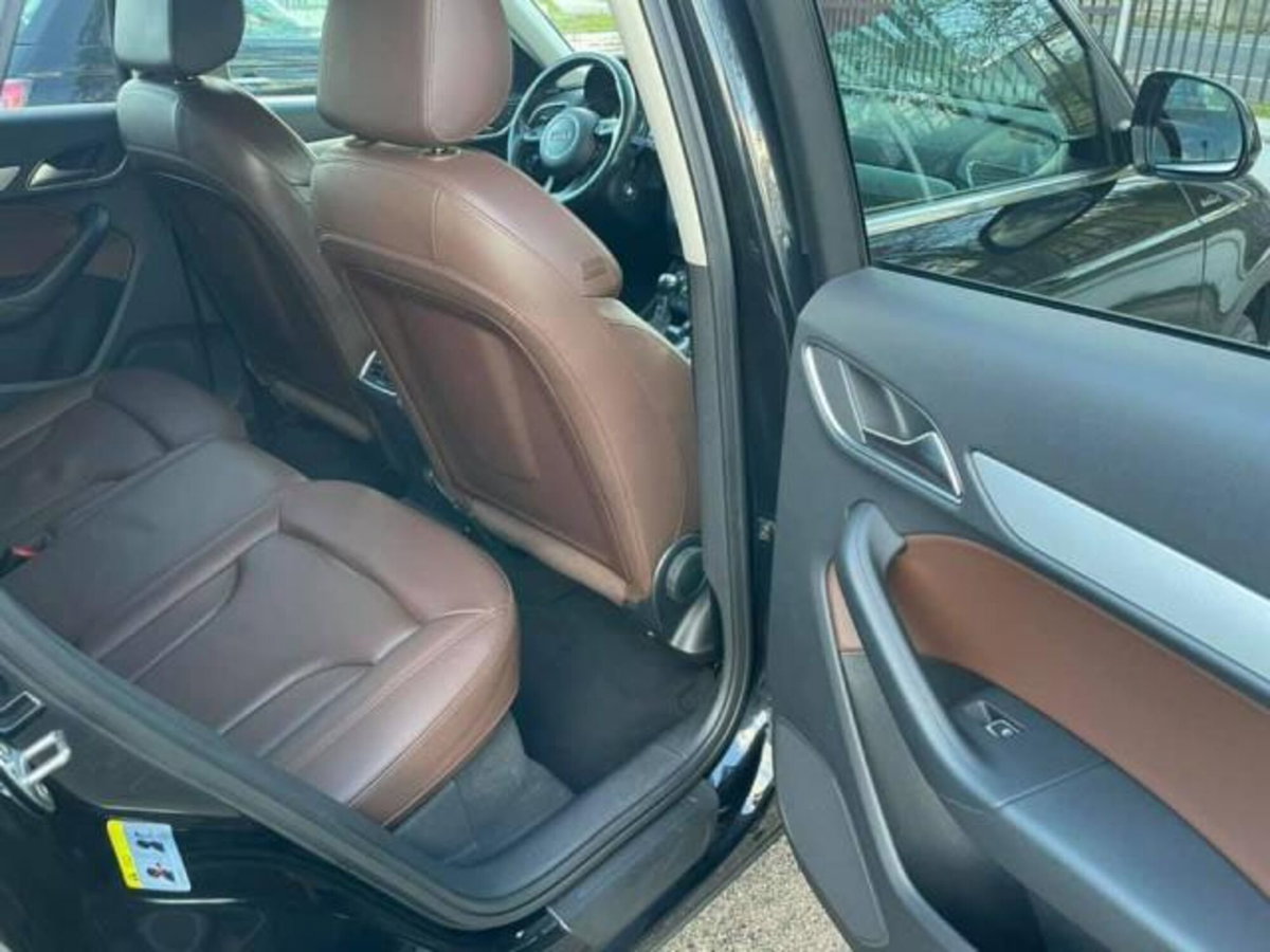 Audi Q3 2.0 TDI 177 CV quattro S tronic Business (8)