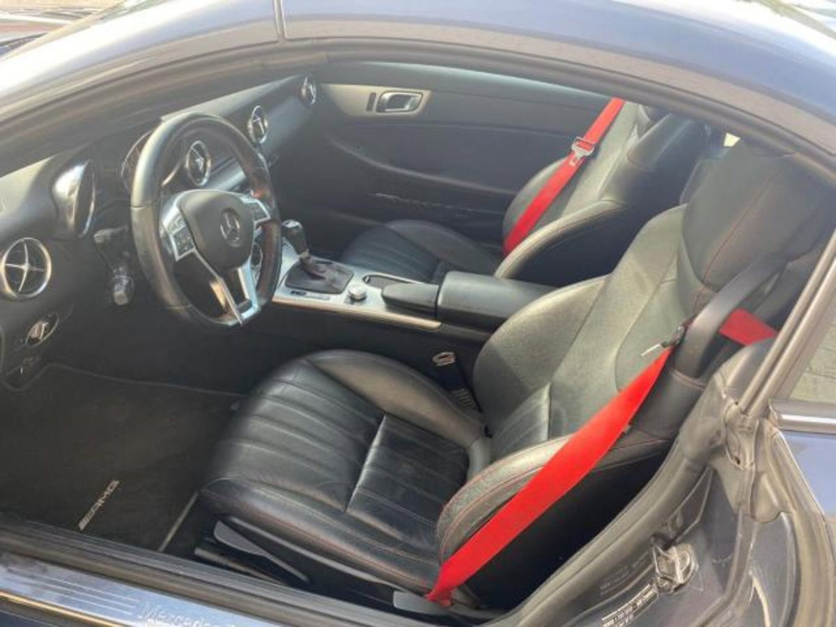 Mercedes-Benz SLK 200 CGI Premium (12)