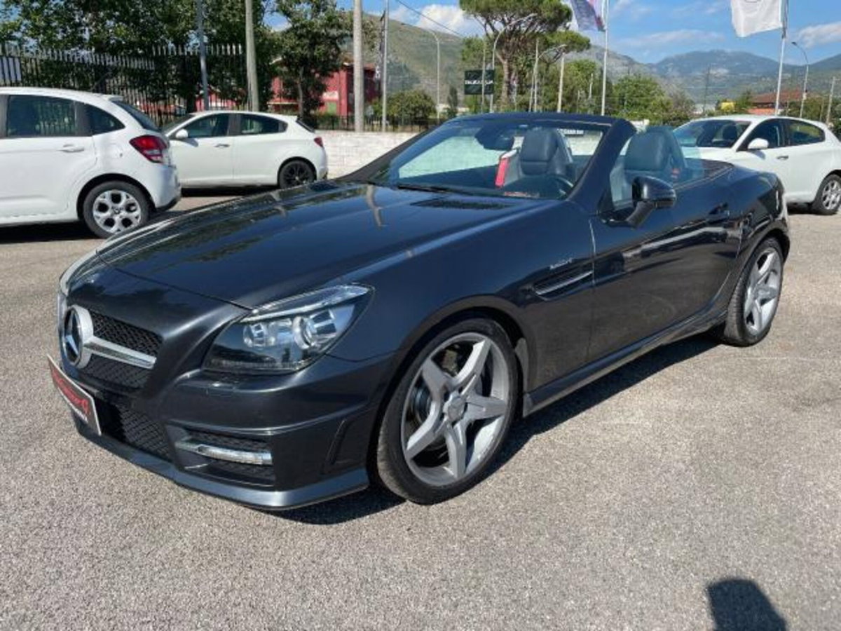 Mercedes-Benz SLK 200 CGI Premium (3)