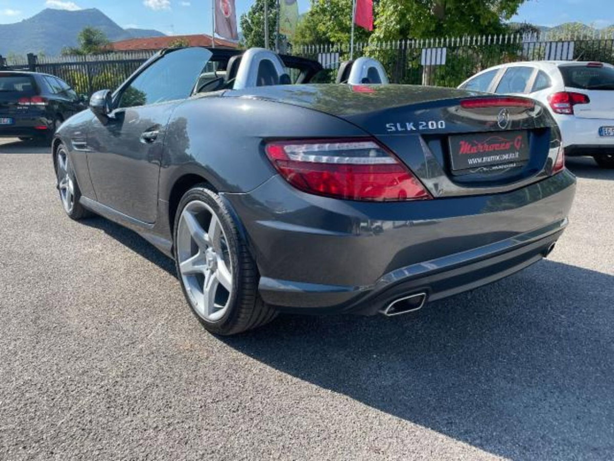Mercedes-Benz SLK 200 CGI Premium (6)