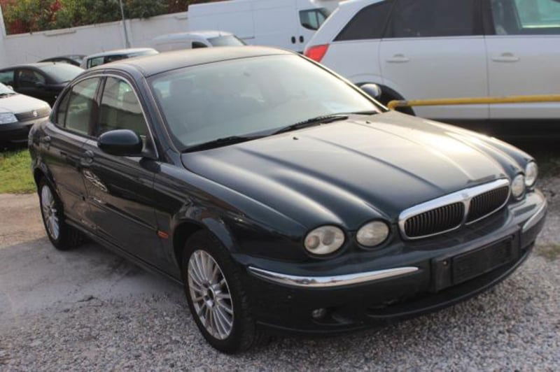 Jaguar X-Type 2 litri V6 24V cat