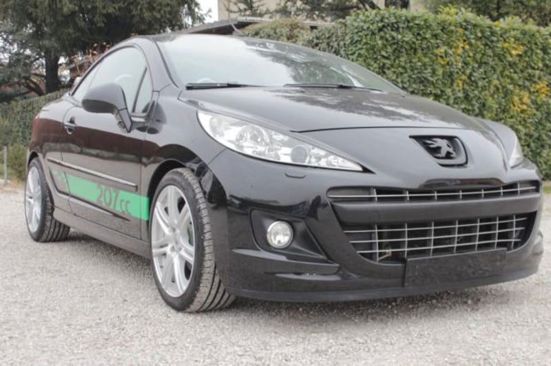 Peugeot 207 Cabrio VTi 120CV CC Roland Garros