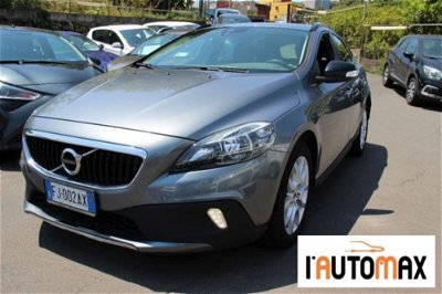 Volvo V40 Cross Country D2 Geartronic Momentum  usata