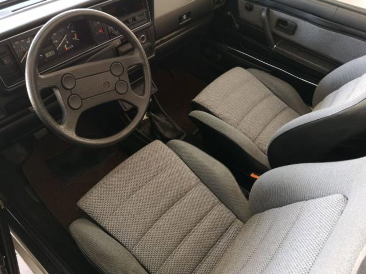 Volkswagen Golf Cabrio 1300 GL (8)