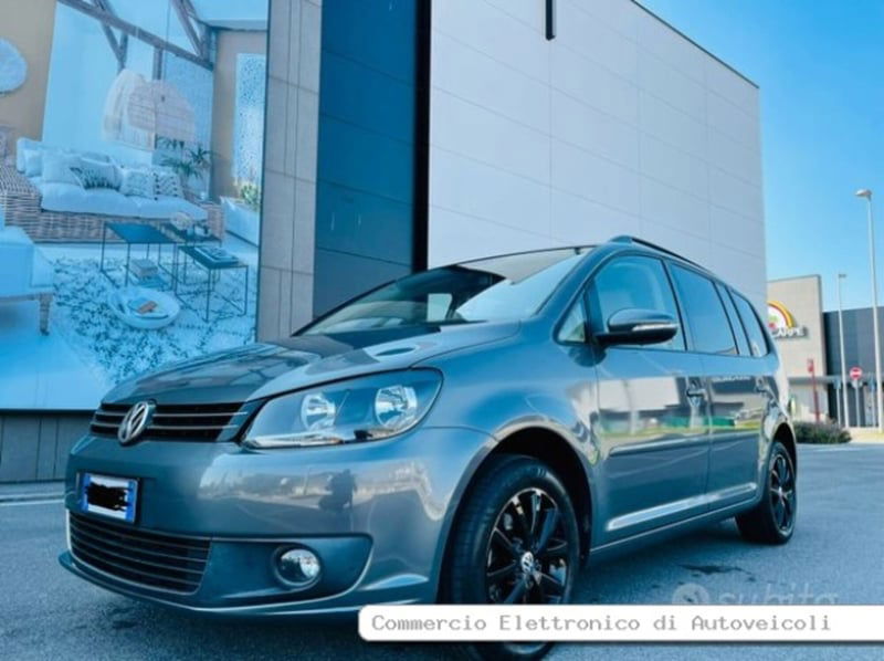 Volkswagen Touran 16V TSI 150CV Highline Ecofuel