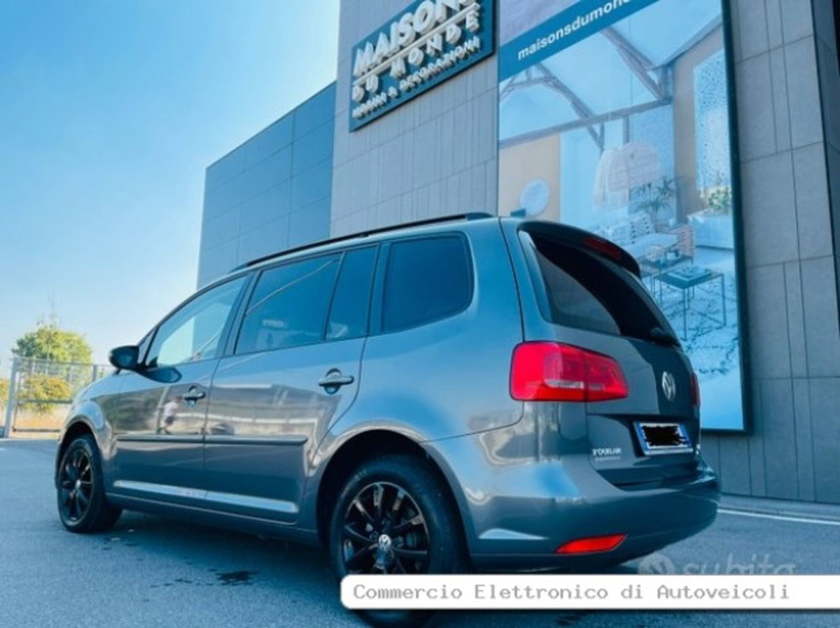 Volkswagen Touran 16V TSI 150CV Highline Ecofuel (6)