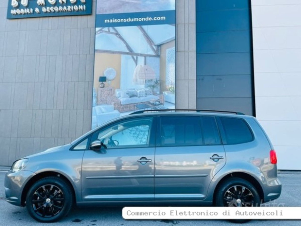 Volkswagen Touran 16V TSI 150CV Highline Ecofuel (7)
