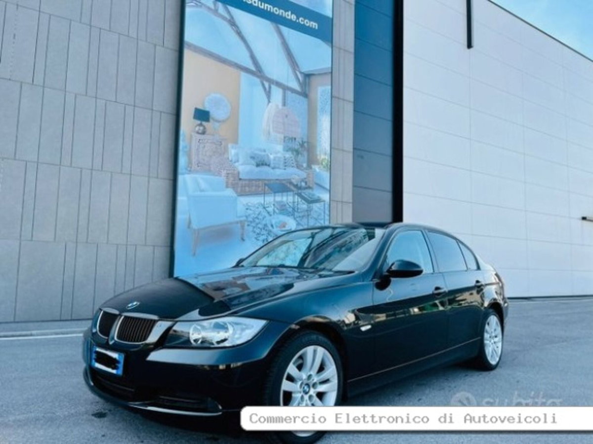 BMW Serie 3 Touring 320d turbodiesel cat  Futura (3)