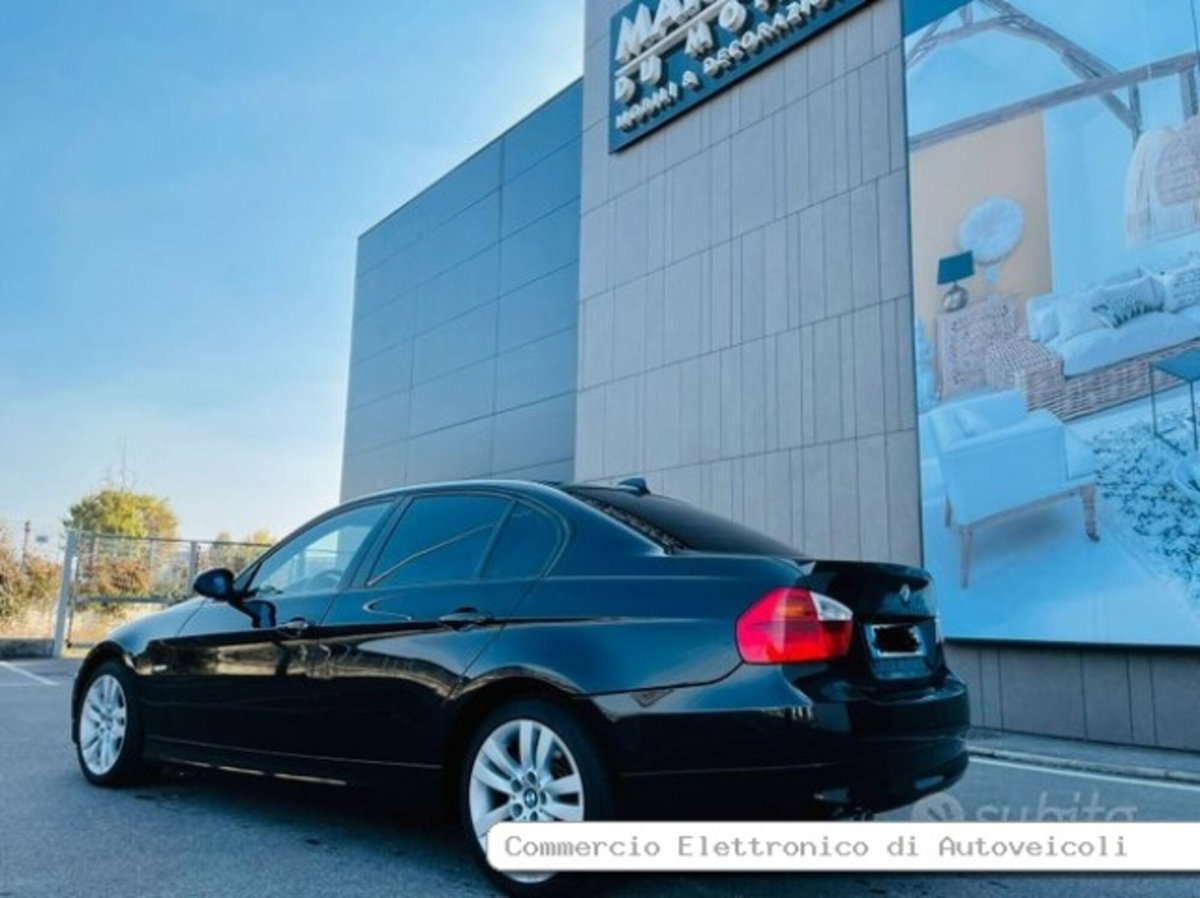 BMW Serie 3 Touring 320d turbodiesel cat  Futura (7)