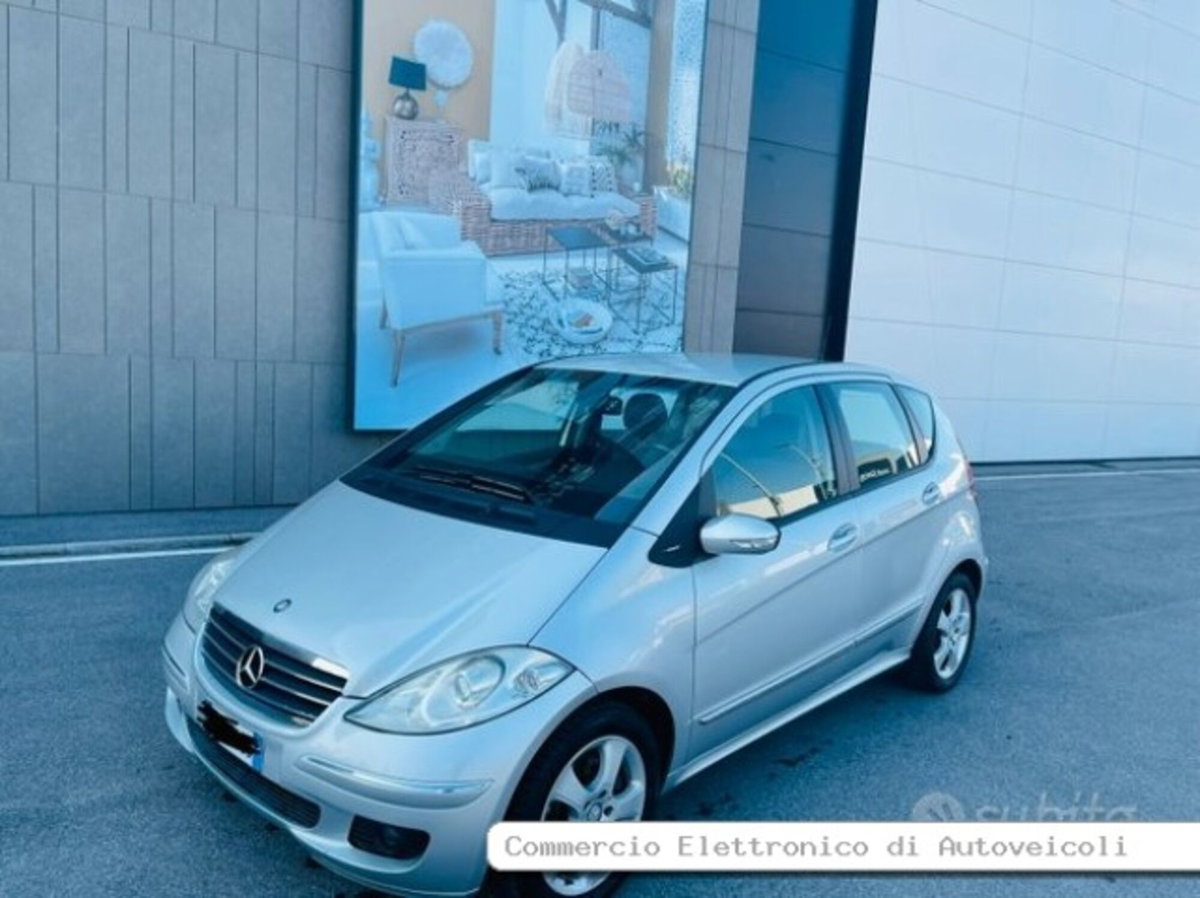 Mercedes-Benz Classe A 200 CDI Avantgarde (2)