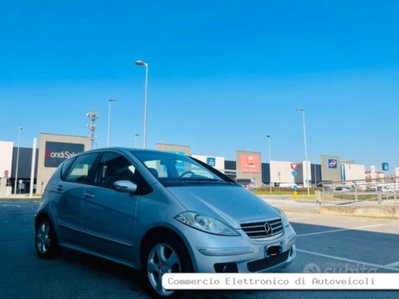 Mercedes-Benz Classe A 200 CDI Avantgarde (5)