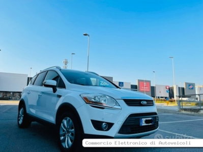 Ford Kuga 2.0 TDCI 140 CV 2WD Titanium (2)