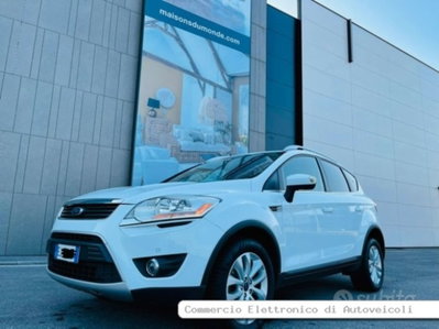 Ford Kuga 2.0 TDCI 140 CV 2WD Titanium (5)