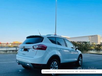 Ford Kuga 2.0 TDCI 140 CV 2WD Titanium (6)