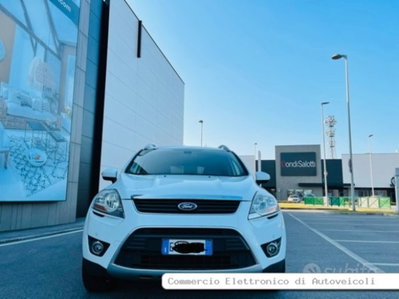 Ford Kuga 2.0 TDCI 140 CV 2WD Titanium (9)