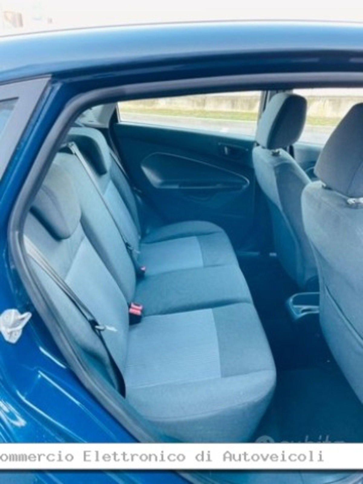 Ford Fiesta 1.2 16V 5p. Titanium (12)