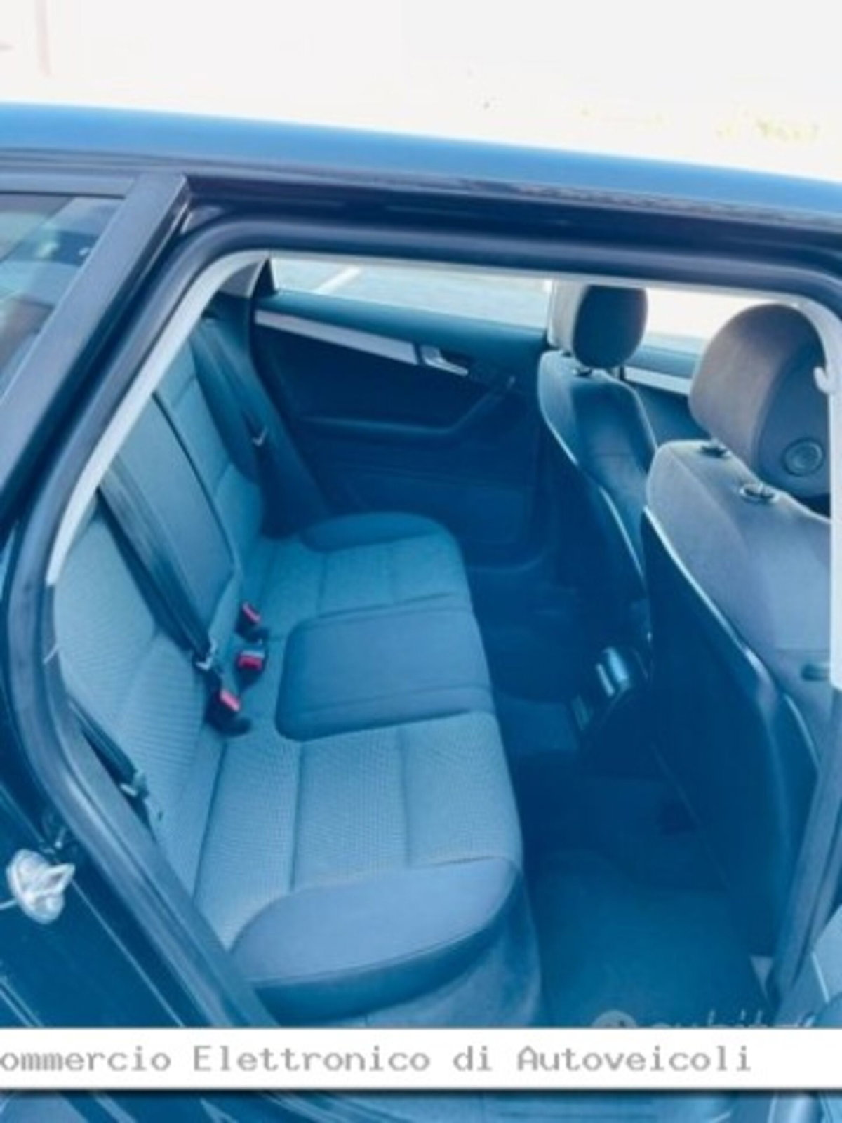 Audi A3 2.0 16V TDI Attraction (9)