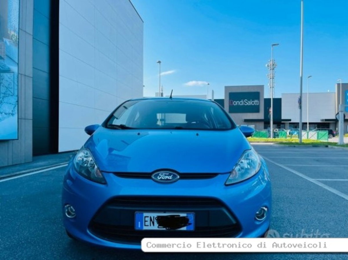 Ford Fiesta 1.4 16V aut. 3p. Titanium (5)