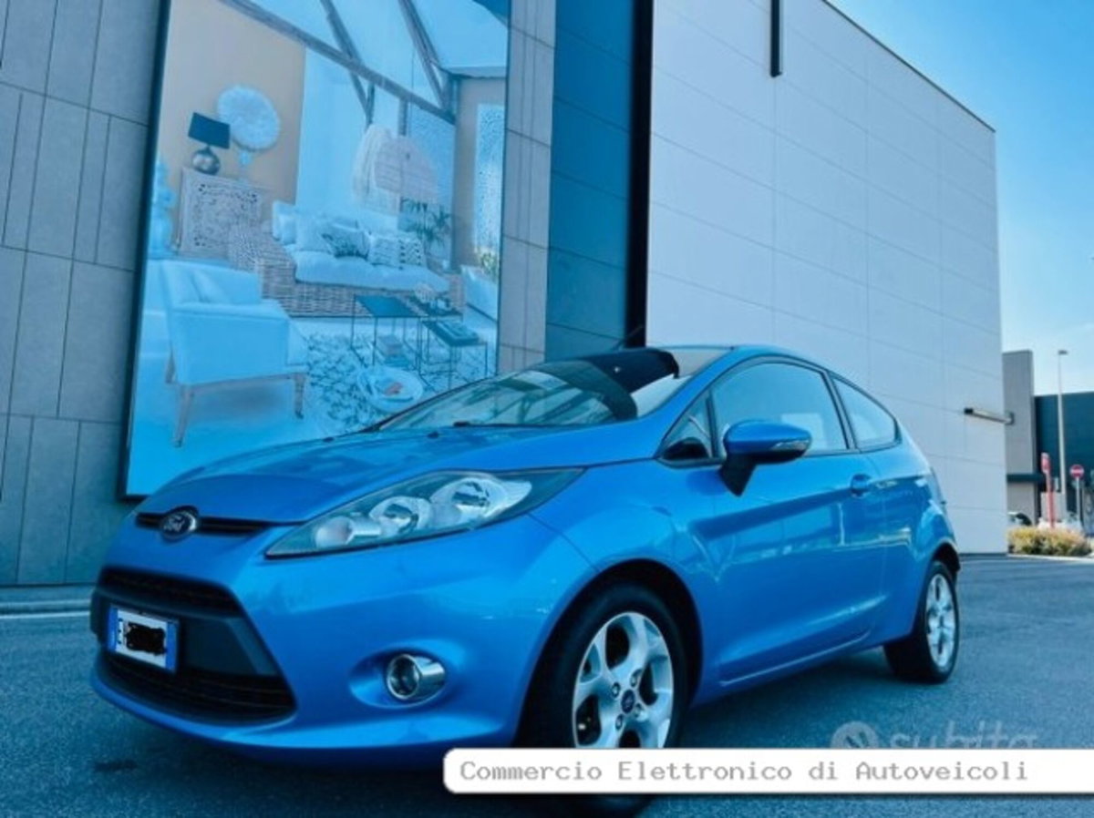 Ford Fiesta 1.4 16V aut. 3p. Titanium (6)