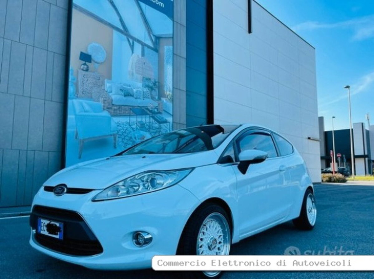 Ford Fiesta 1.4 TDCi 3p. Titanium (7)