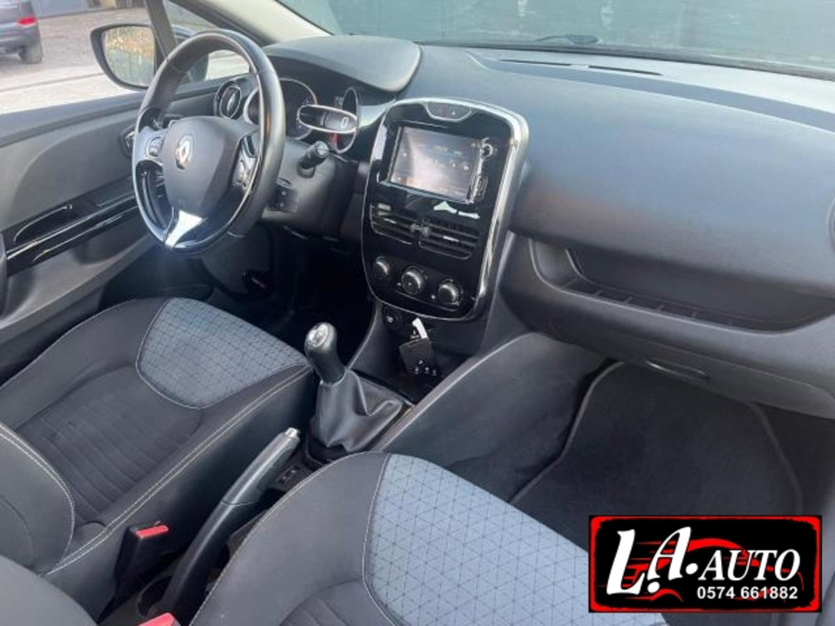 Renault Clio Sporter 1.5 dCi 8V 90CV Start&Stop Energy (16)