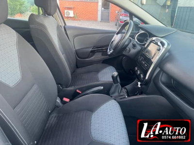 Renault Clio Sporter 1.5 dCi 8V 90CV Start&Stop Energy (18)