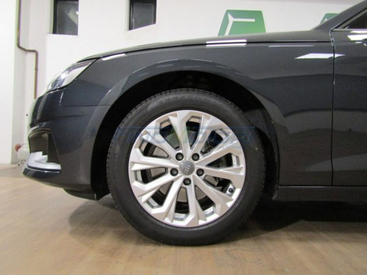 Audi A4 Avant 35 2.0 tdi mhev Business Advanced 163cv s-tronic (19)