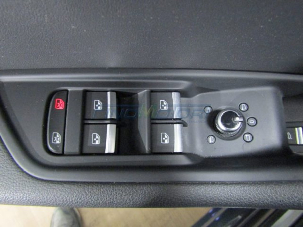 Audi A4 Avant 35 2.0 tdi mhev Business Advanced 163cv s-tronic (20)